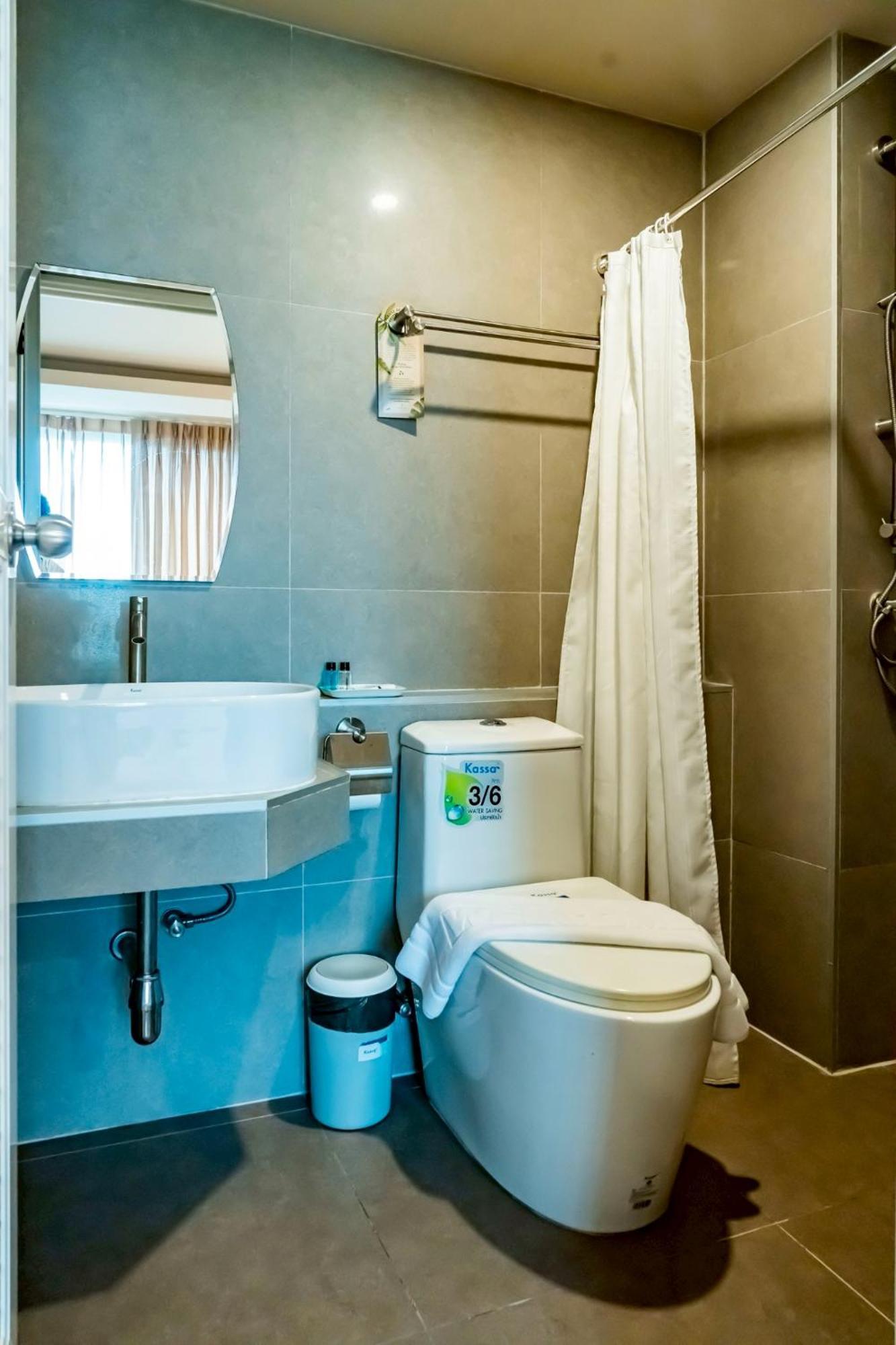 Ployburi Boutique Hotel Чантхабурі Екстер'єр фото